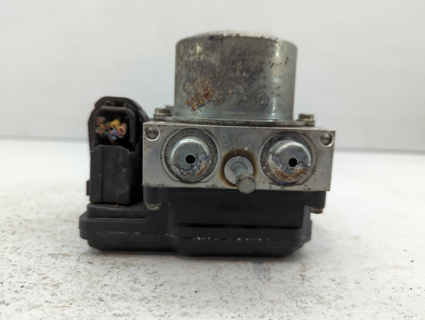 2012-2015 Nissan Rogue ABS Pump Control Module Replacement P/N:TD8405 4Y141884 Fits Fits 2012 2013 2014 2015 OEM Used Auto P