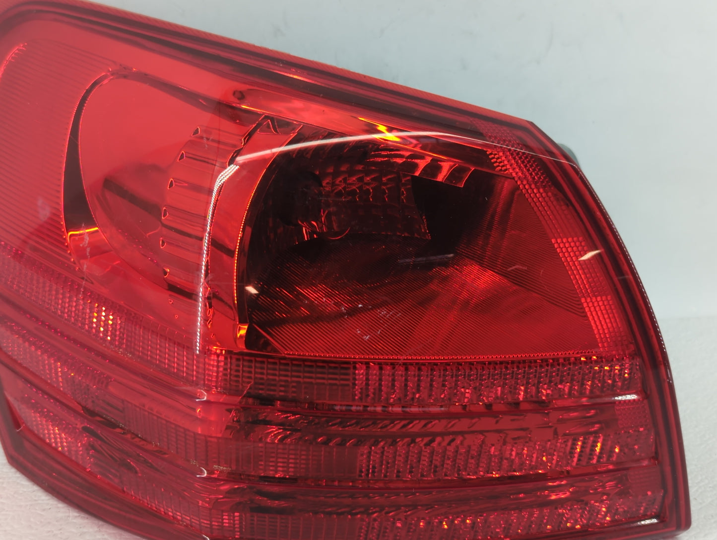 2008-2015 Nissan Rogue Tail Light Assembly Driver Left OEM Fits Fits 2008 2009 2010 2011 2012 2013 2014 2015 OEM Used Auto P