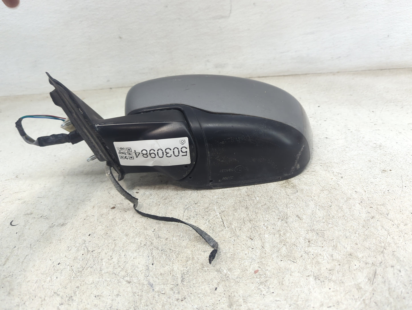 2016-2020 Nissan Rogue Passenger Side View Mirror - Right Door Mirror OEM Used - Oemusedautoparts1.com