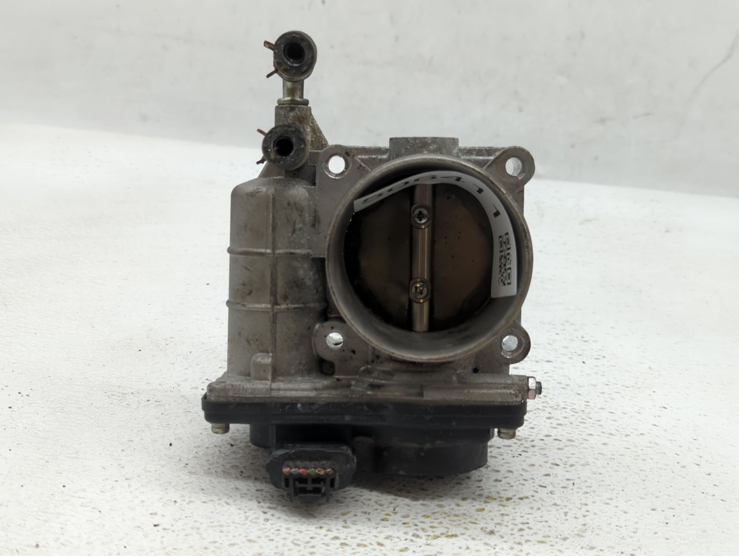 2011-2015 Nissan Rogue Throttle Body P/N:526-01 RME60-15 Fits Fits 2011 2012 2013 2014 2015 OEM Used Auto Parts - Oemusedaut