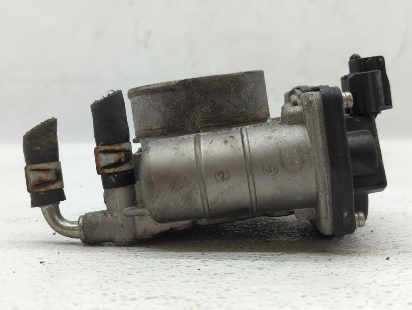 2011-2015 Nissan Rogue Throttle Body P/N:526-01 RME60-15 Fits Fits 2011 2012 2013 2014 2015 OEM Used Auto Parts - Oemusedaut