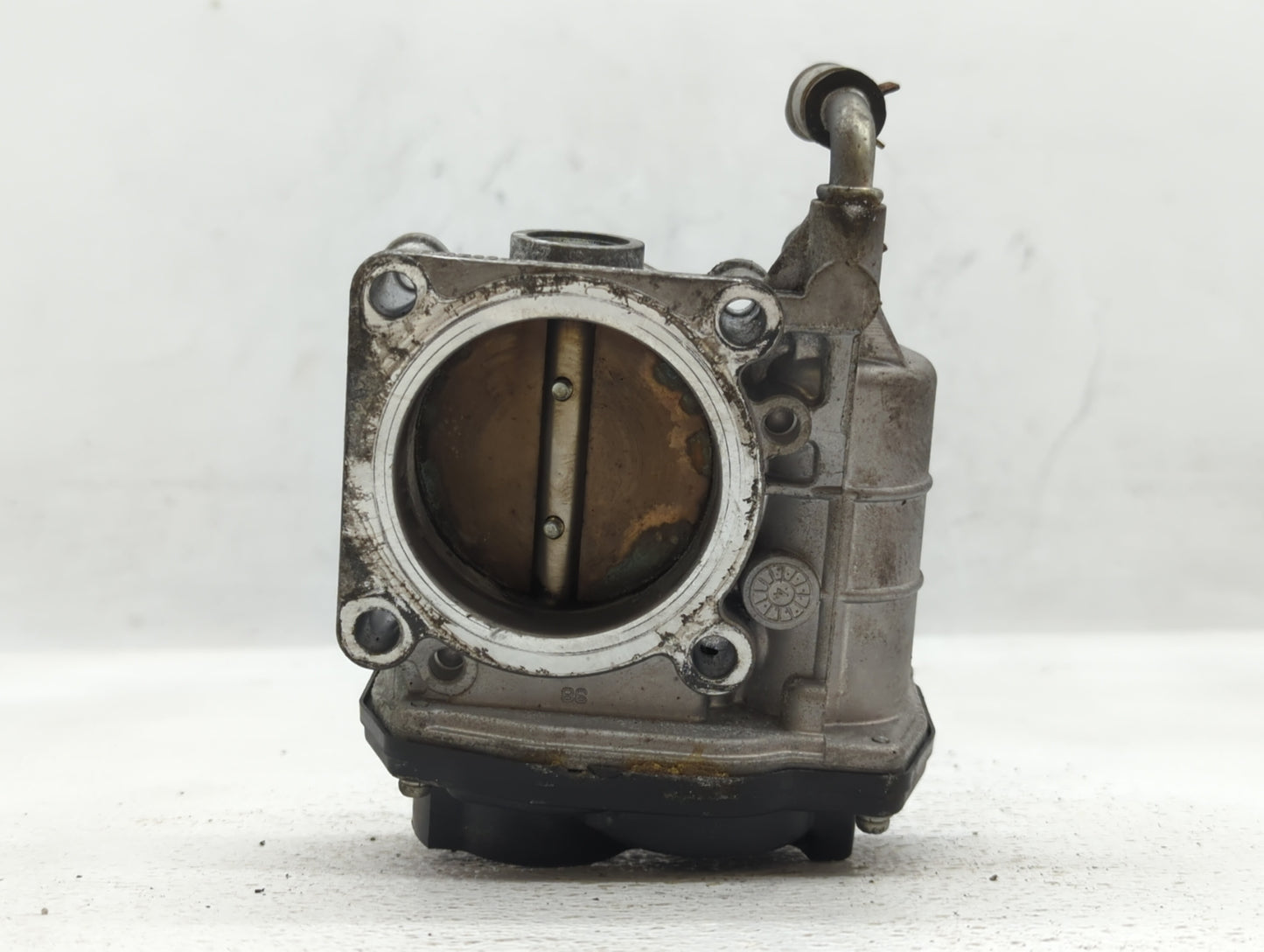 2011-2015 Nissan Rogue Throttle Body P/N:526-01 RME60-15 Fits Fits 2011 2012 2013 2014 2015 OEM Used Auto Parts - Oemusedaut