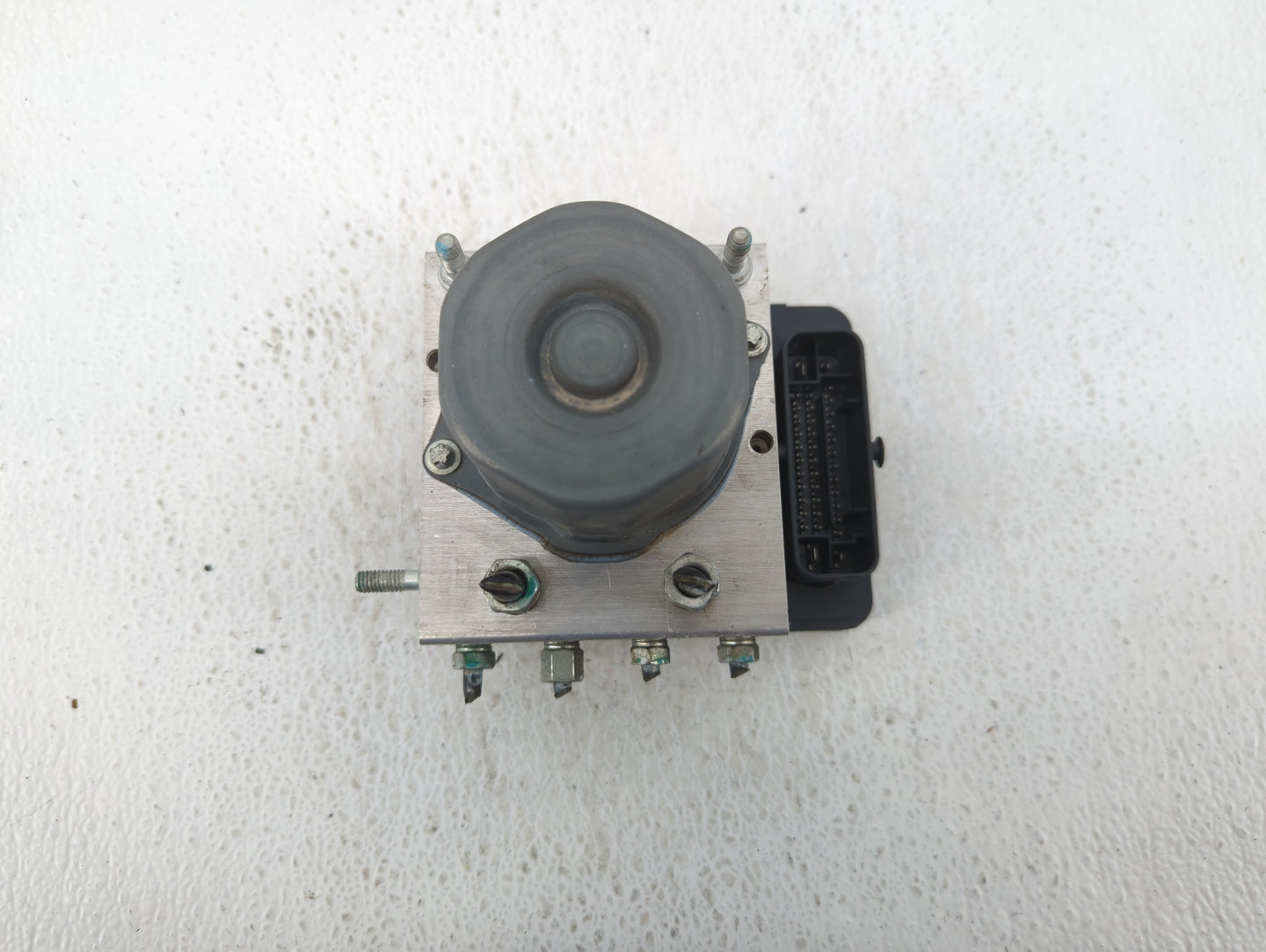 2015-2016 Nissan Rogue ABS Pump Control Module Replacement P/N:47660 5HA0A Fits Fits 2015 2016 OEM Used Auto Parts - Oemused