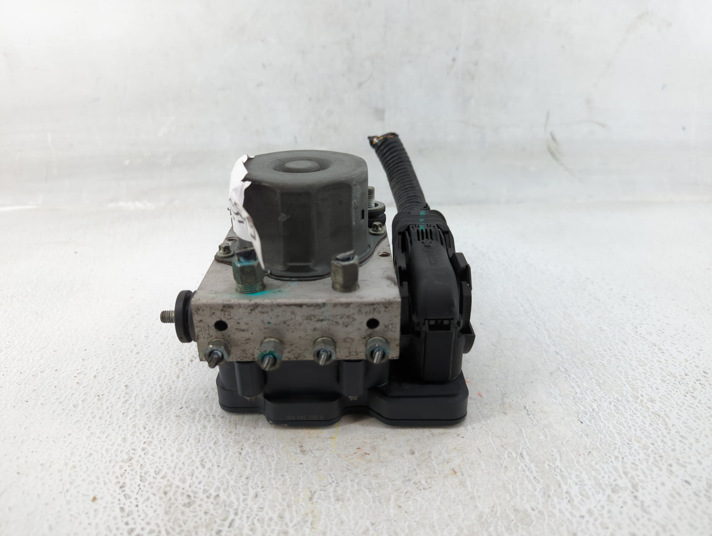 2015-2016 Nissan Rogue ABS Pump Control Module Replacement P/N:47660 5HA0A Fits Fits 2015 2016 OEM Used Auto Parts - Oemused