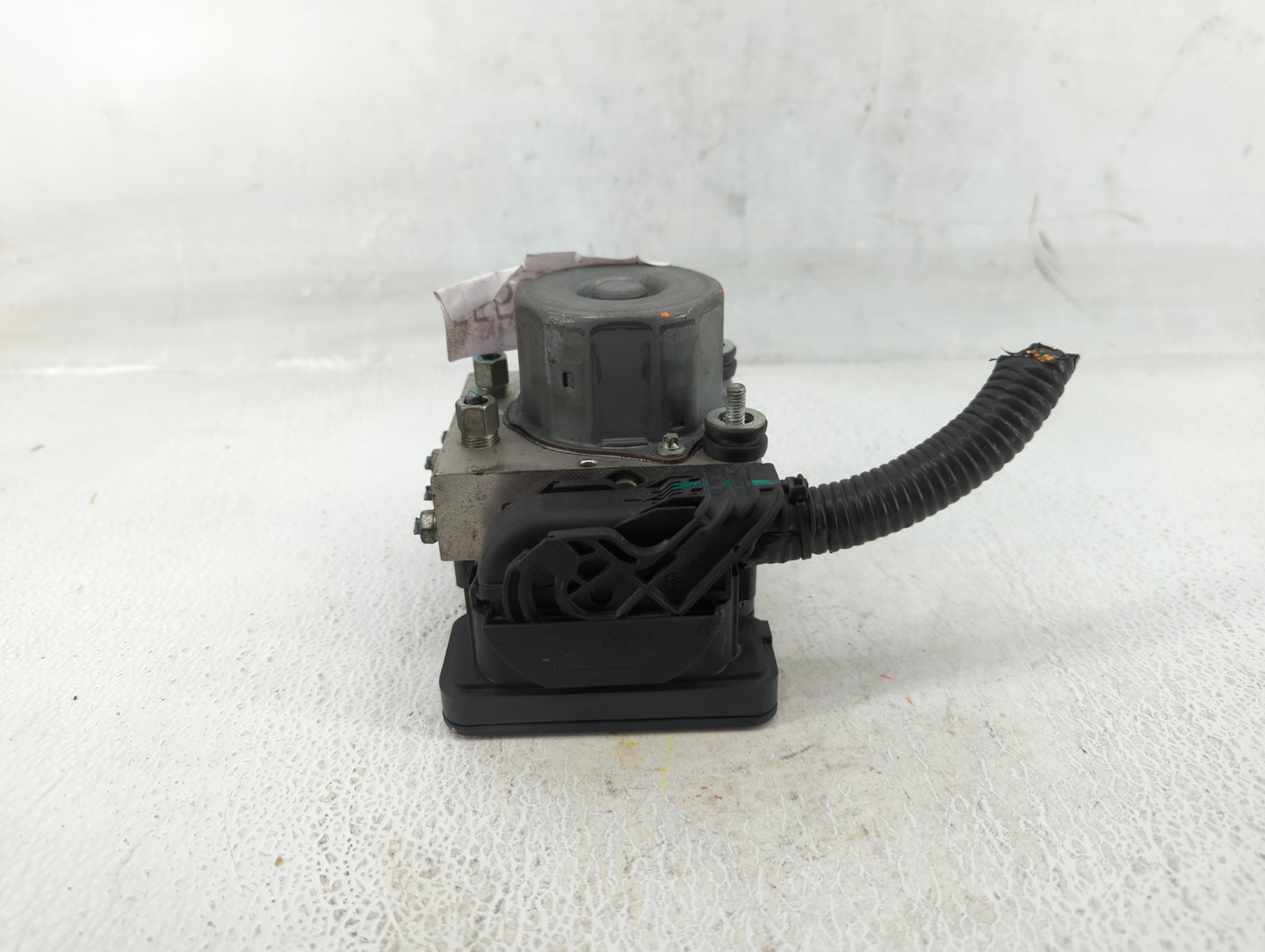 2015-2016 Nissan Rogue ABS Pump Control Module Replacement P/N:47660 5HA0A Fits Fits 2015 2016 OEM Used Auto Parts - Oemused