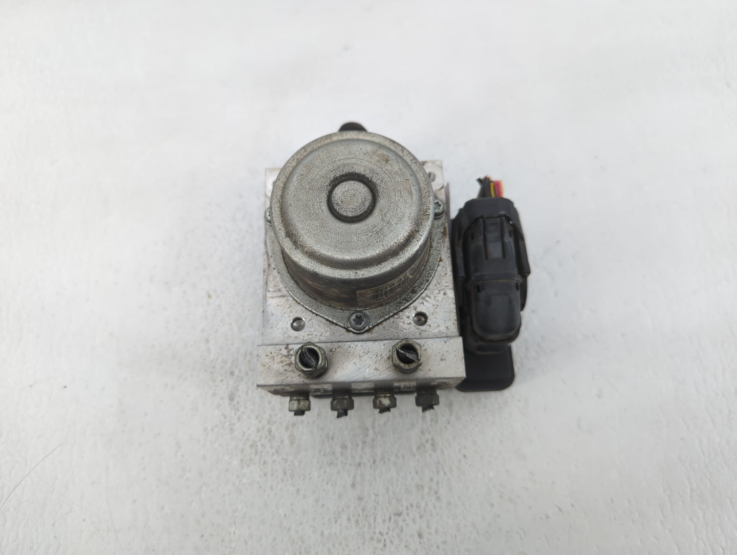 2012-2015 Nissan Rogue ABS Pump Control Module Replacement P/N:TD8405 Fits Fits 2012 2013 2014 2015 OEM Used Auto Parts - Oe