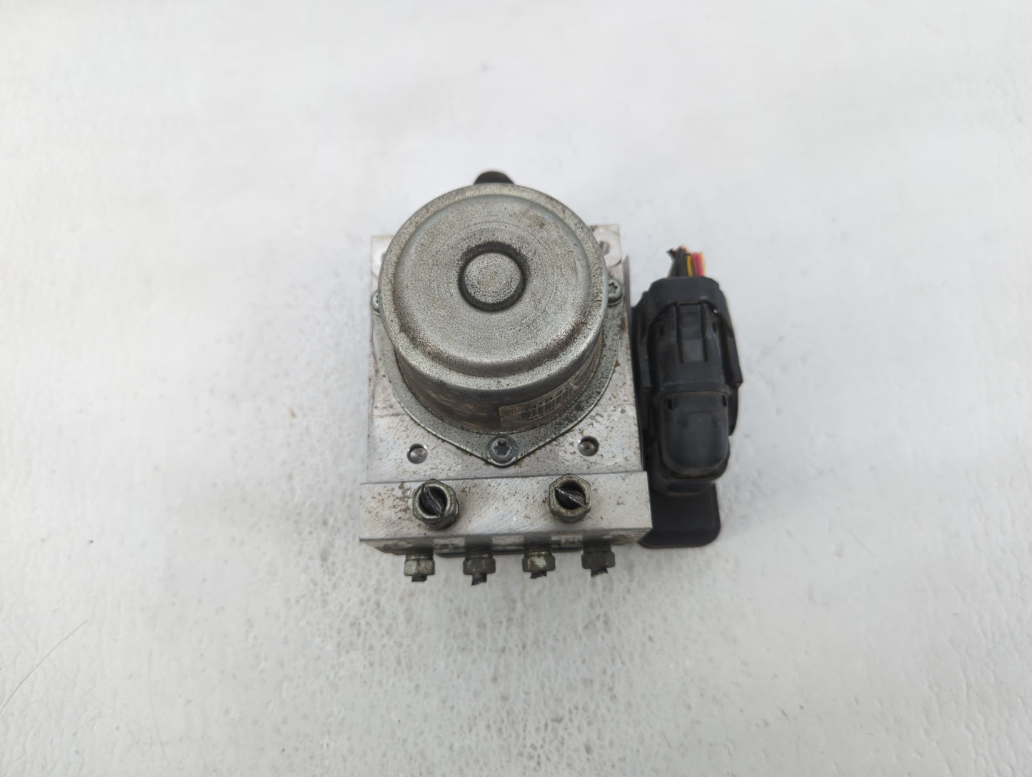 2012-2015 Nissan Rogue ABS Pump Control Module Replacement P/N:TD8405 Fits Fits 2012 2013 2014 2015 OEM Used Auto Parts - Oe