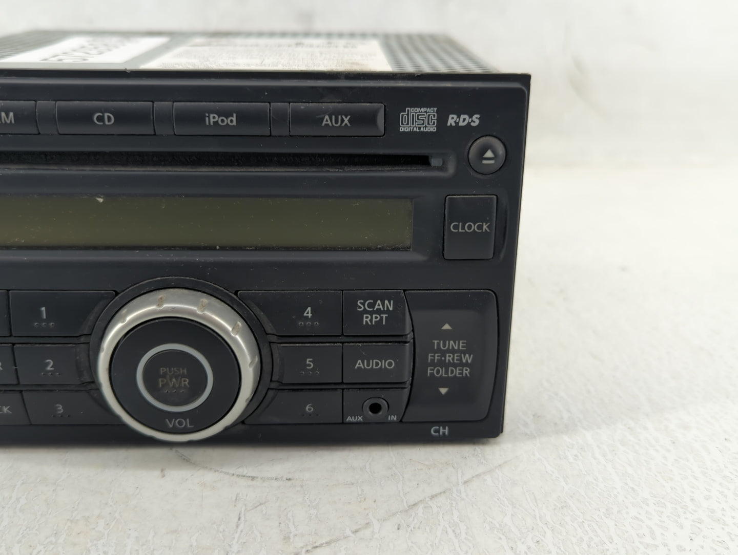 2011-2015 Nissan Rogue Am Fm Cd Player Radio Receiver - Oemusedautoparts1.com