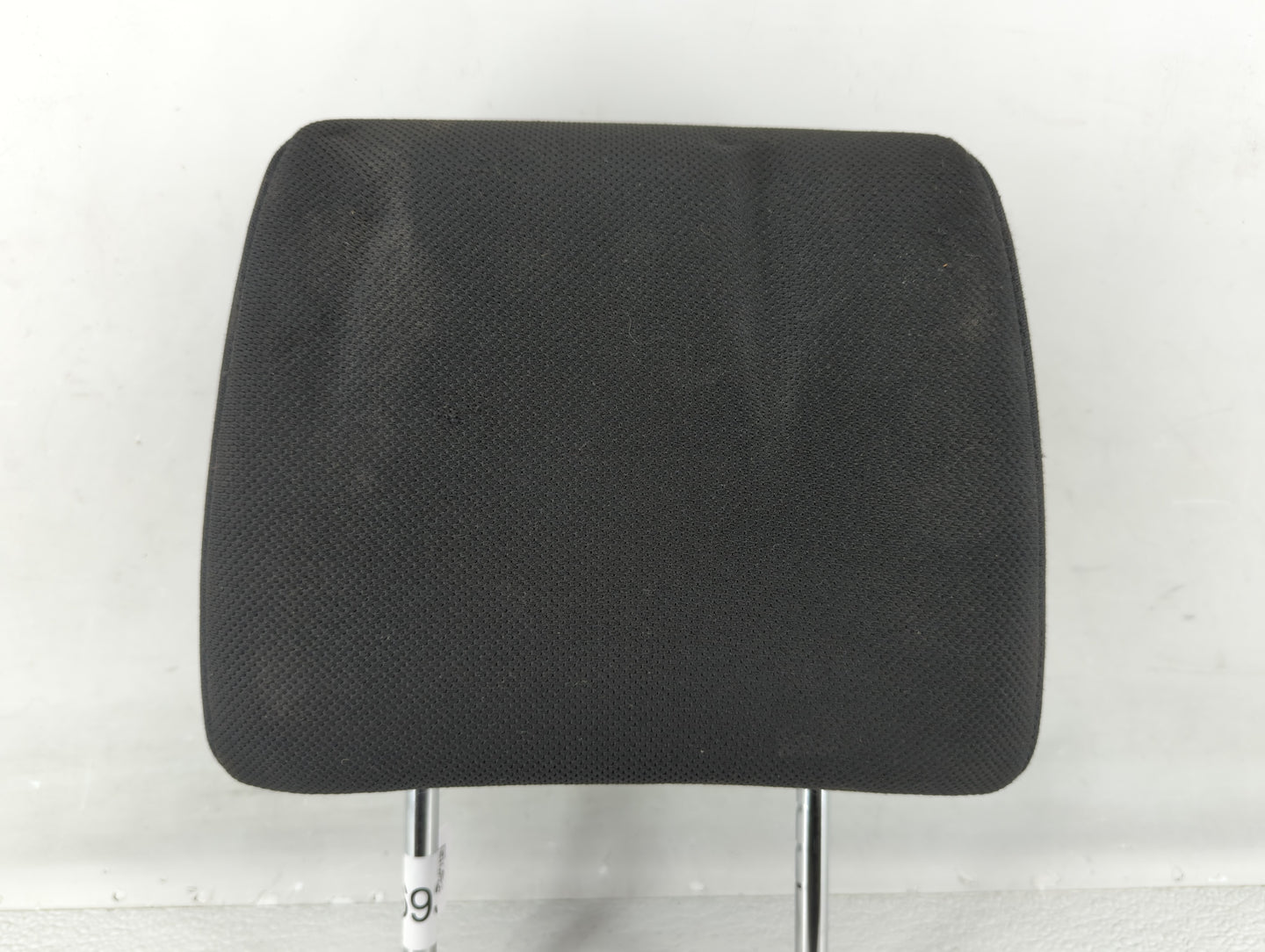 2015 Nissan Rogue Headrest Head Rest Front Driver Passenger Seat Fits OEM Used Auto Parts - Oemusedautoparts1.com