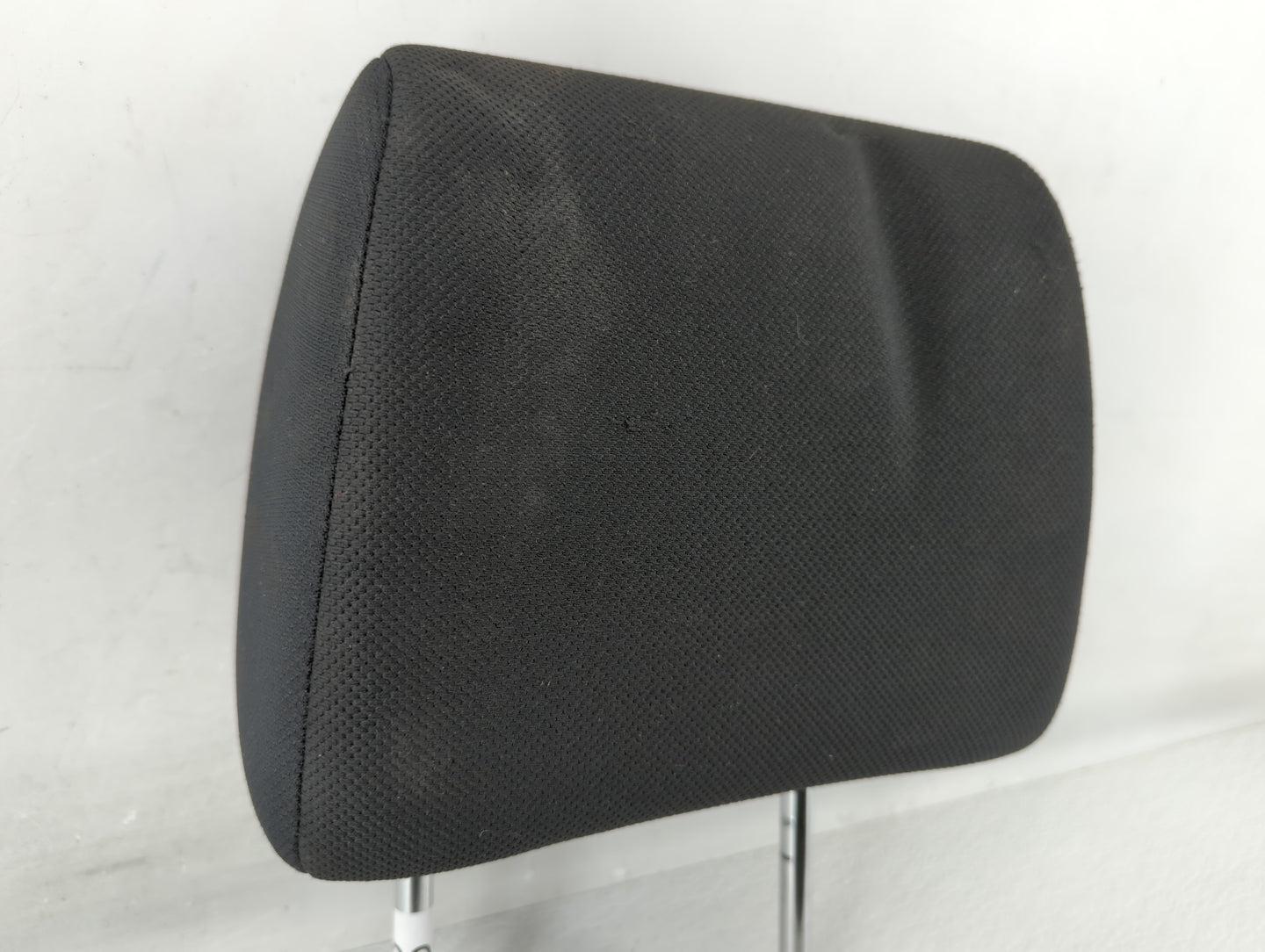 2015 Nissan Rogue Headrest Head Rest Front Driver Passenger Seat Fits OEM Used Auto Parts - Oemusedautoparts1.com