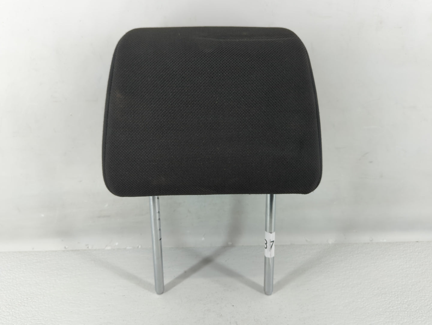 2015 Nissan Rogue Headrest Head Rest Front Driver Passenger Seat Fits OEM Used Auto Parts - Oemusedautoparts1.com