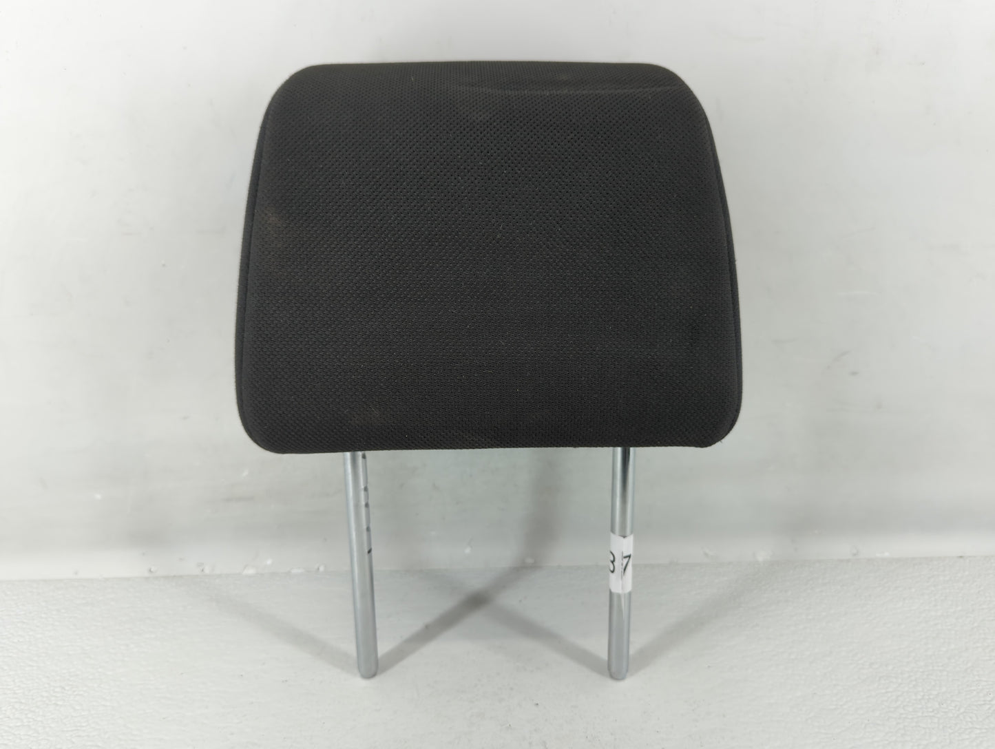 2015 Nissan Rogue Headrest Head Rest Front Driver Passenger Seat Fits OEM Used Auto Parts - Oemusedautoparts1.com