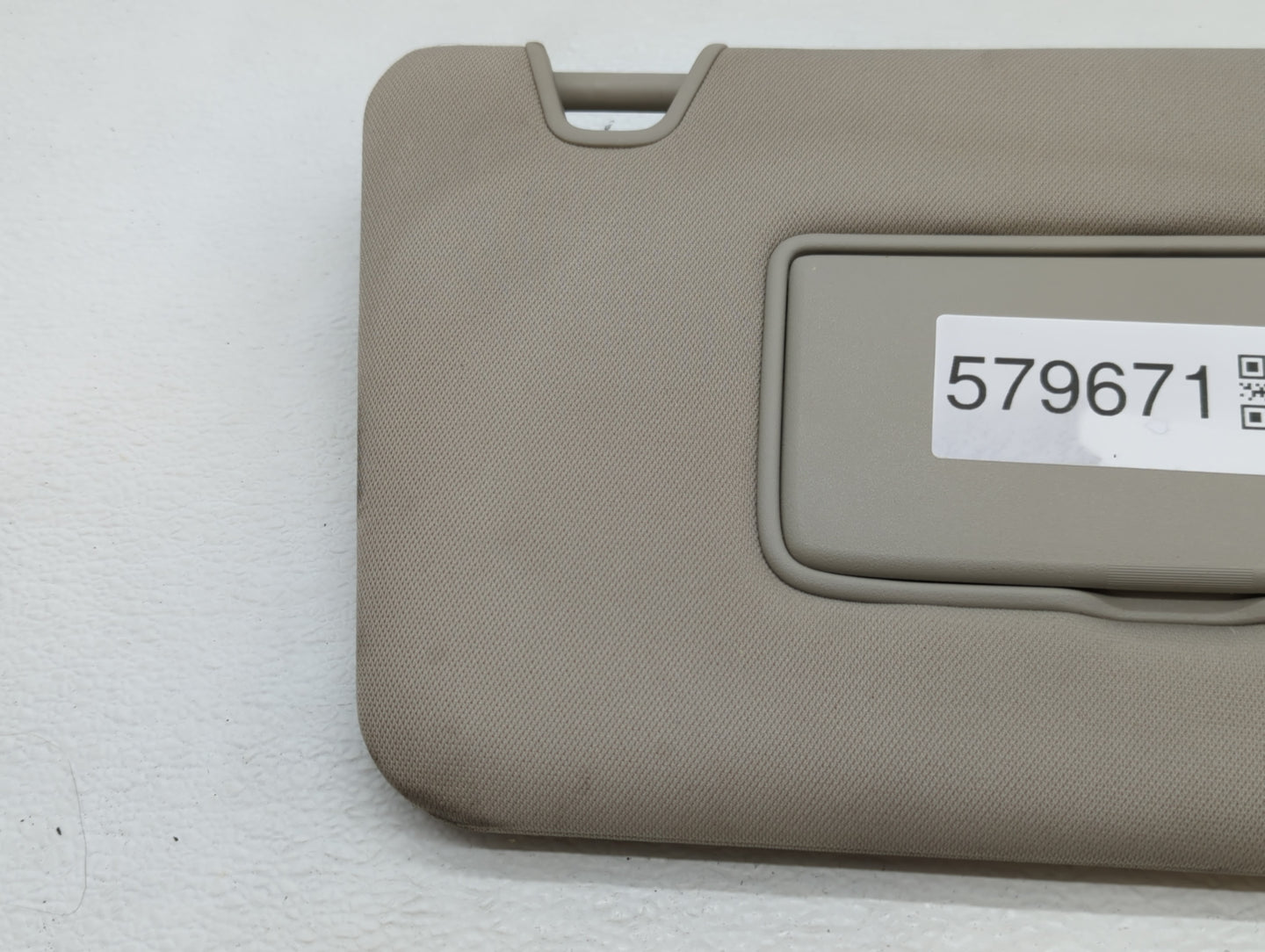 2014-2017 Nissan Rogue Sun Visor Shade Replacement Passenger Right Mirror Fits Fits 2014 2015 2016 2017 OEM Used Auto Parts 