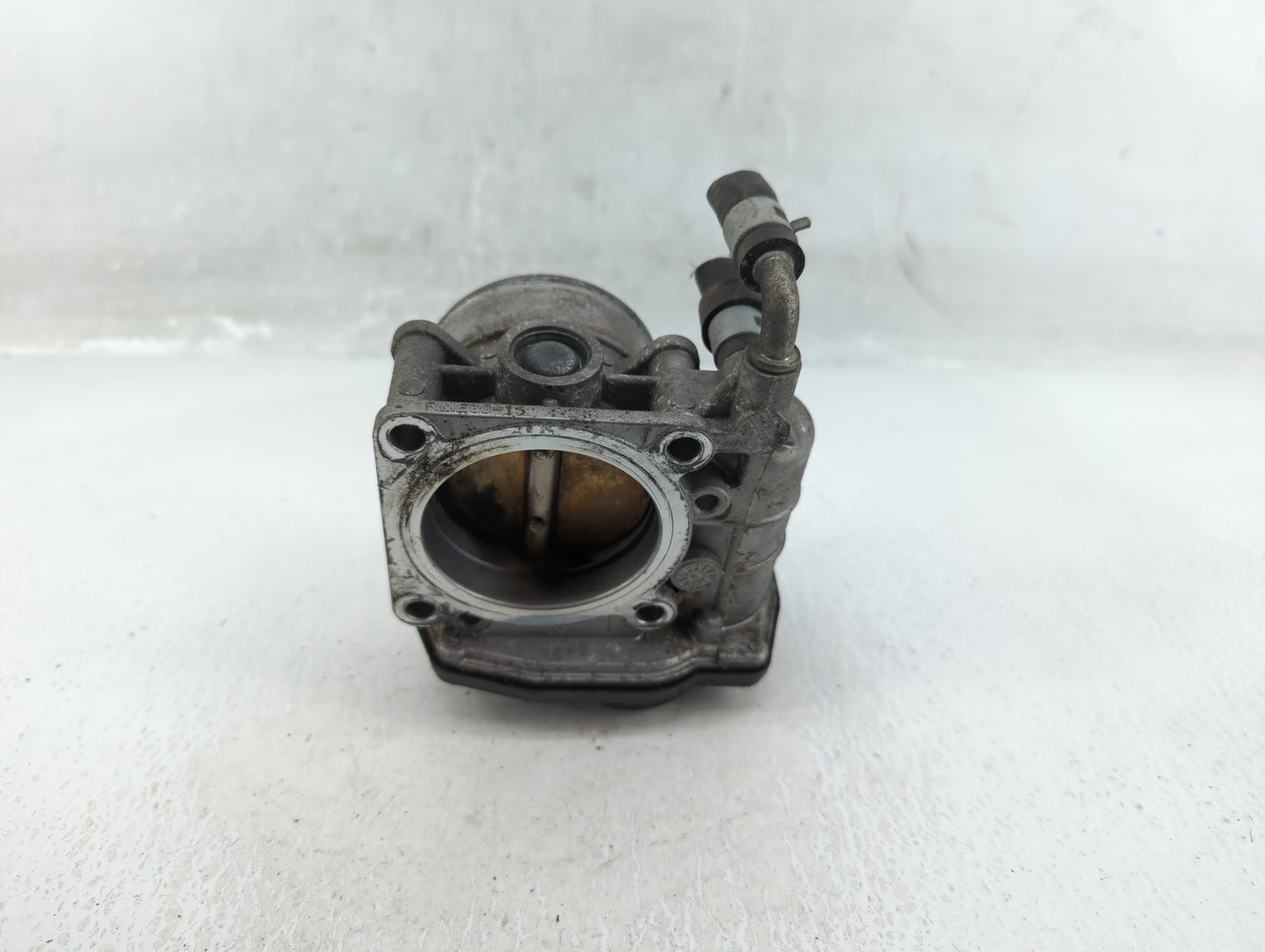2011-2015 Nissan Rogue Throttle Body P/N:RME60-15 Fits Fits 2011 2012 2013 2014 2015 OEM Used Auto Parts - Oemusedautoparts1