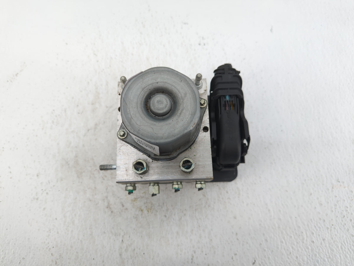 2015-2016 Nissan Rogue Anti-Lock Brake ABS Pump Module Actuator OEM P/N:47660 5HA0A Fits Fits 2015 2016 OEM Used Auto Parts 