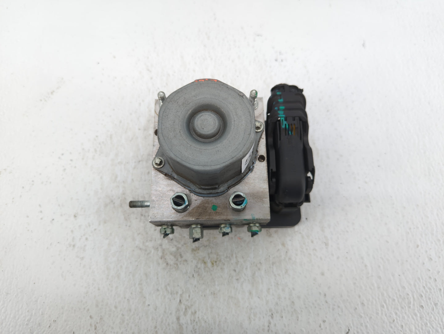 2015-2016 Nissan Rogue ABS Pump Control Module Replacement P/N:47660 5HA0A Fits Fits 2015 2016 OEM Used Auto Parts - Oemused