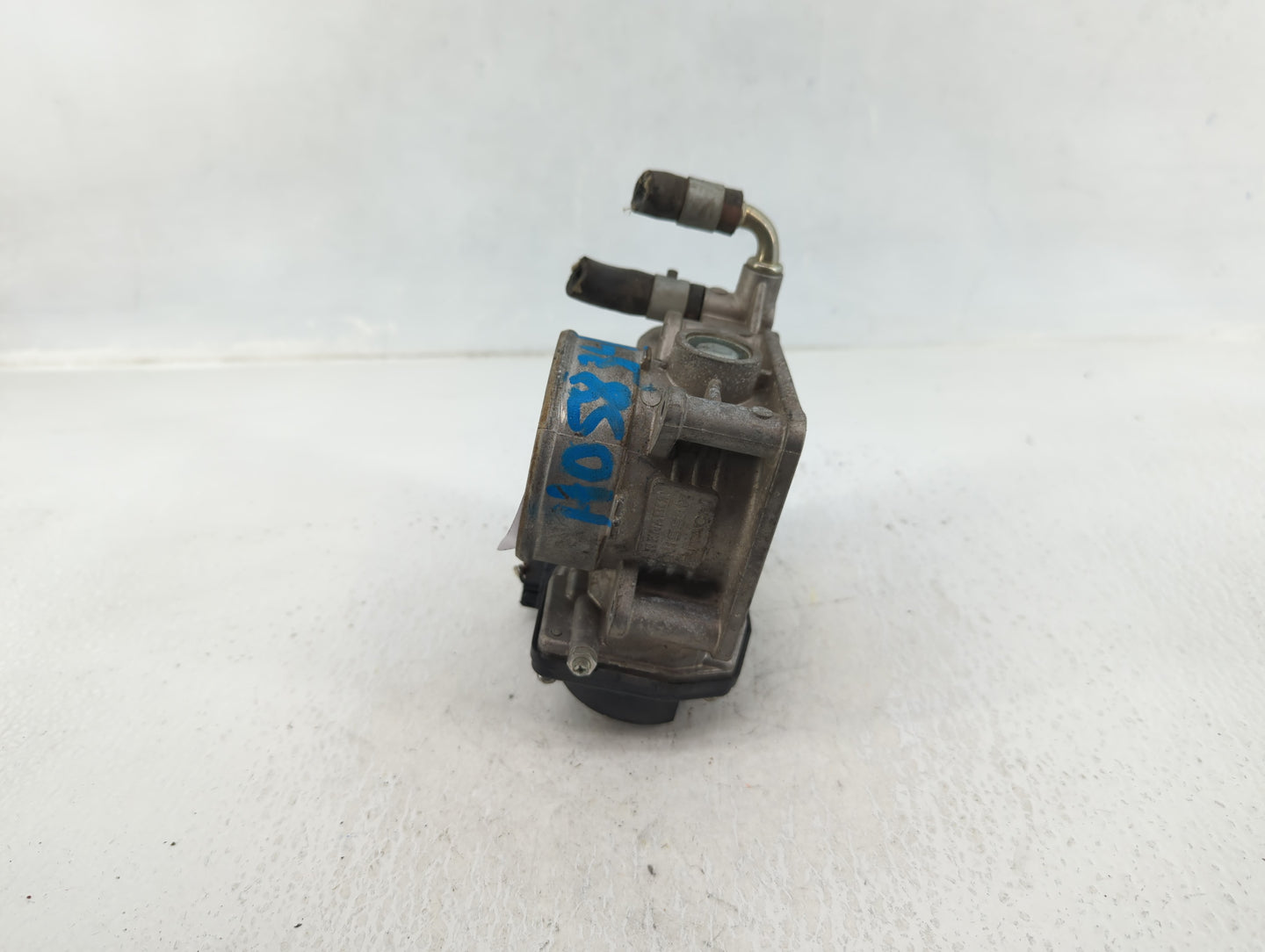 2011-2015 Nissan Rogue Throttle Body P/N:RME60-15 Fits Fits 2011 2012 2013 2014 2015 OEM Used Auto Parts - Oemusedautoparts1