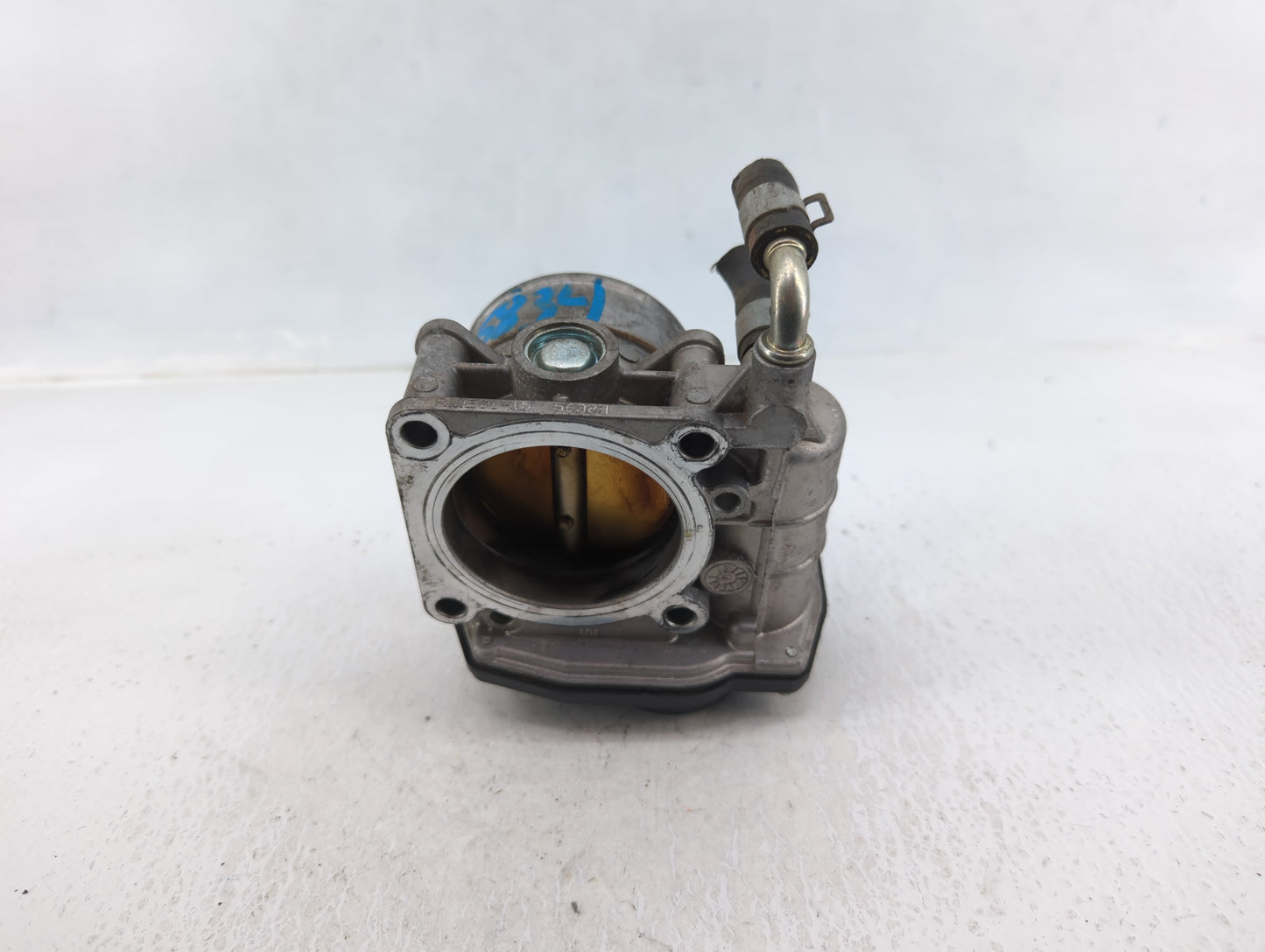2011-2015 Nissan Rogue Throttle Body P/N:RME60-15 Fits Fits 2011 2012 2013 2014 2015 OEM Used Auto Parts - Oemusedautoparts1