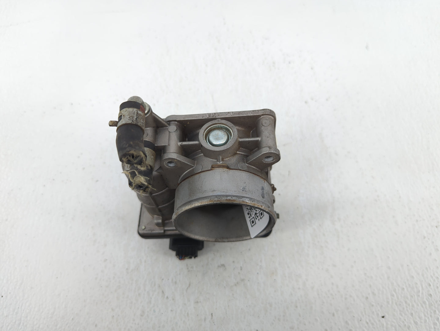 2011-2015 Nissan Rogue Throttle Body P/N:RME60-15 Fits Fits 2011 2012 2013 2014 2015 OEM Used Auto Parts - Oemusedautoparts1