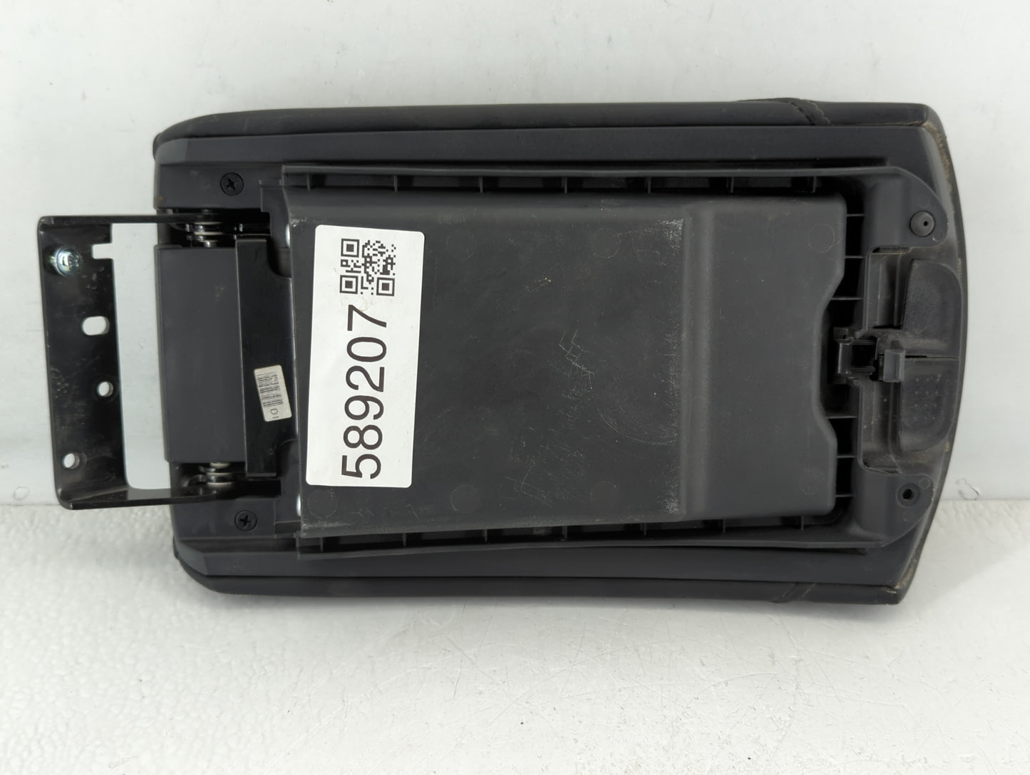 2015 Nissan Rogue Center Console Armrest Cover Lid Black - Oemusedautoparts1.com