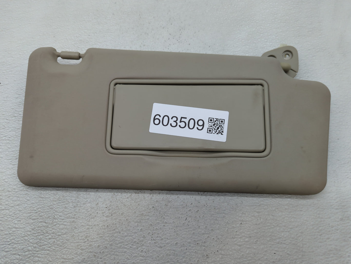 2008-2015 Nissan Rogue Sun Visor Shade Replacement Passenger Right Mirror Fits Fits 2008 2009 2010 2011 2012 2013 2014 2015 