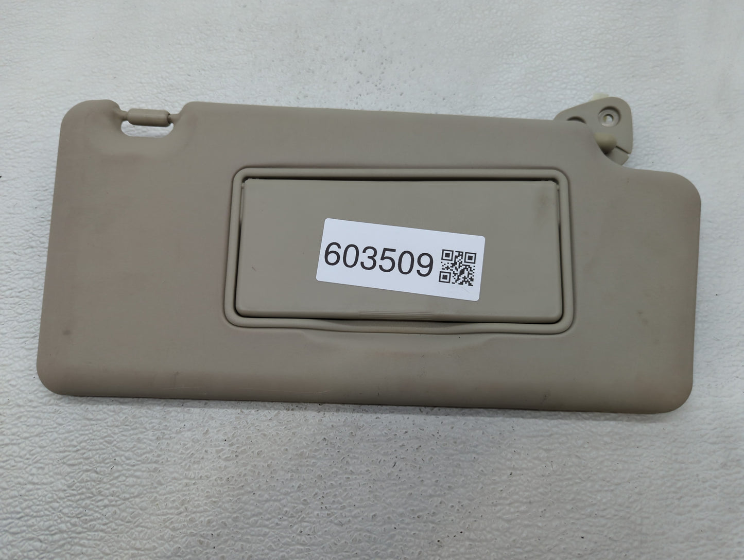 2008-2015 Nissan Rogue Sun Visor Shade Replacement Passenger Right Mirror Fits Fits 2008 2009 2010 2011 2012 2013 2014 2015 
