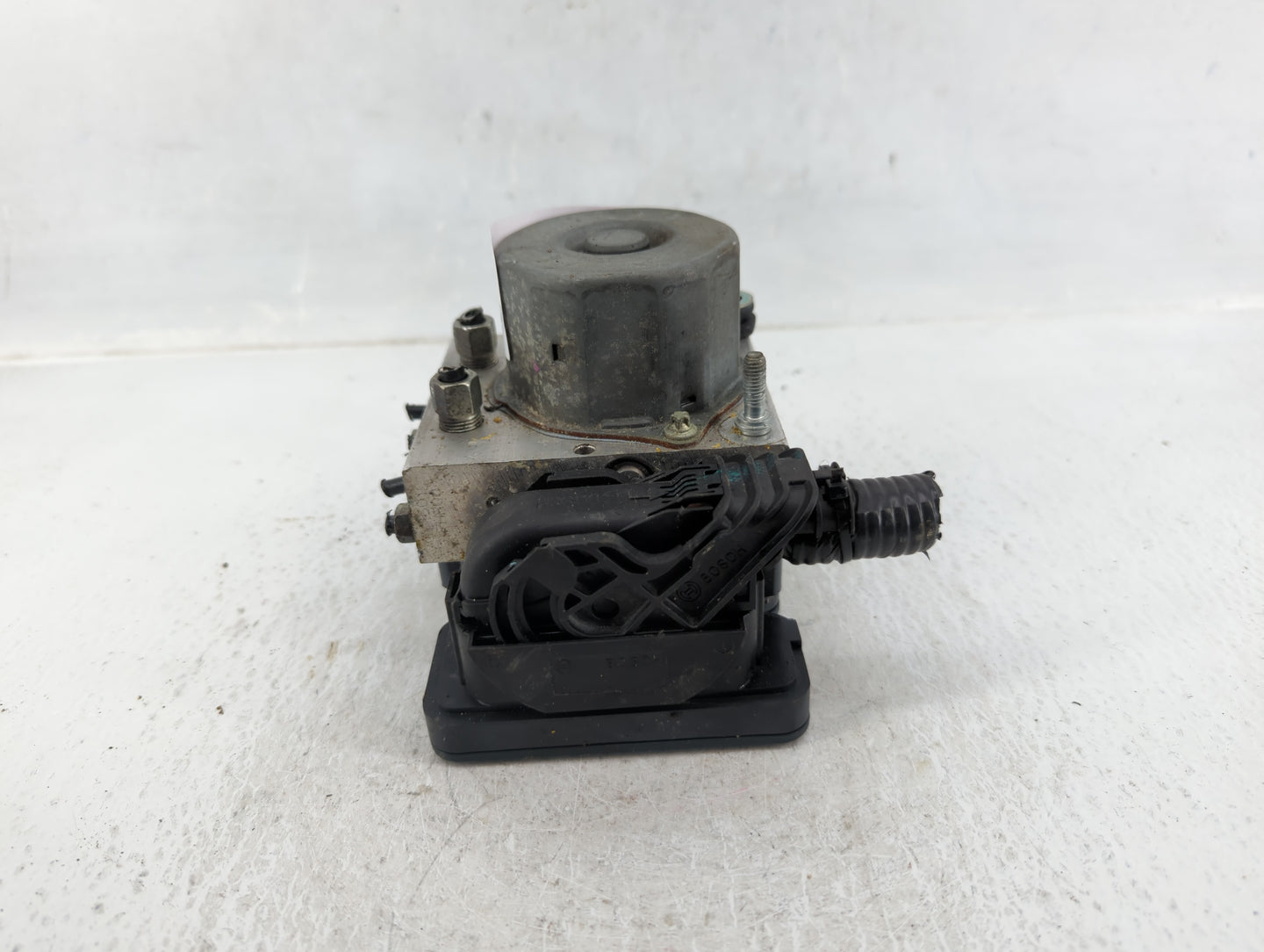 2015-2016 Nissan Rogue ABS Pump Control Module Replacement P/N:47660 3HA1A Fits Fits 2015 2016 OEM Used Auto Parts - Oemused
