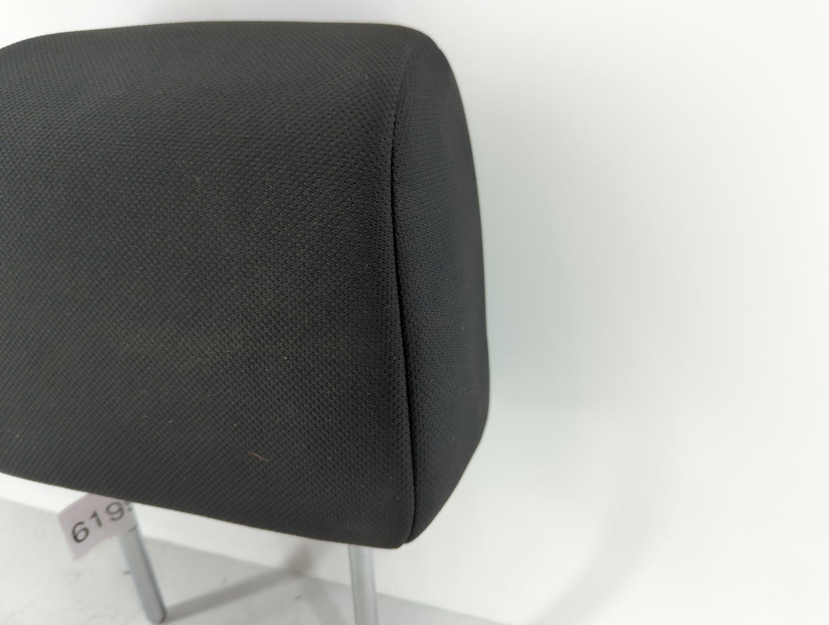 2015 Nissan Rogue Headrest Head Rest Rear Center Seat Black 619918 - Oemusedautoparts1.com