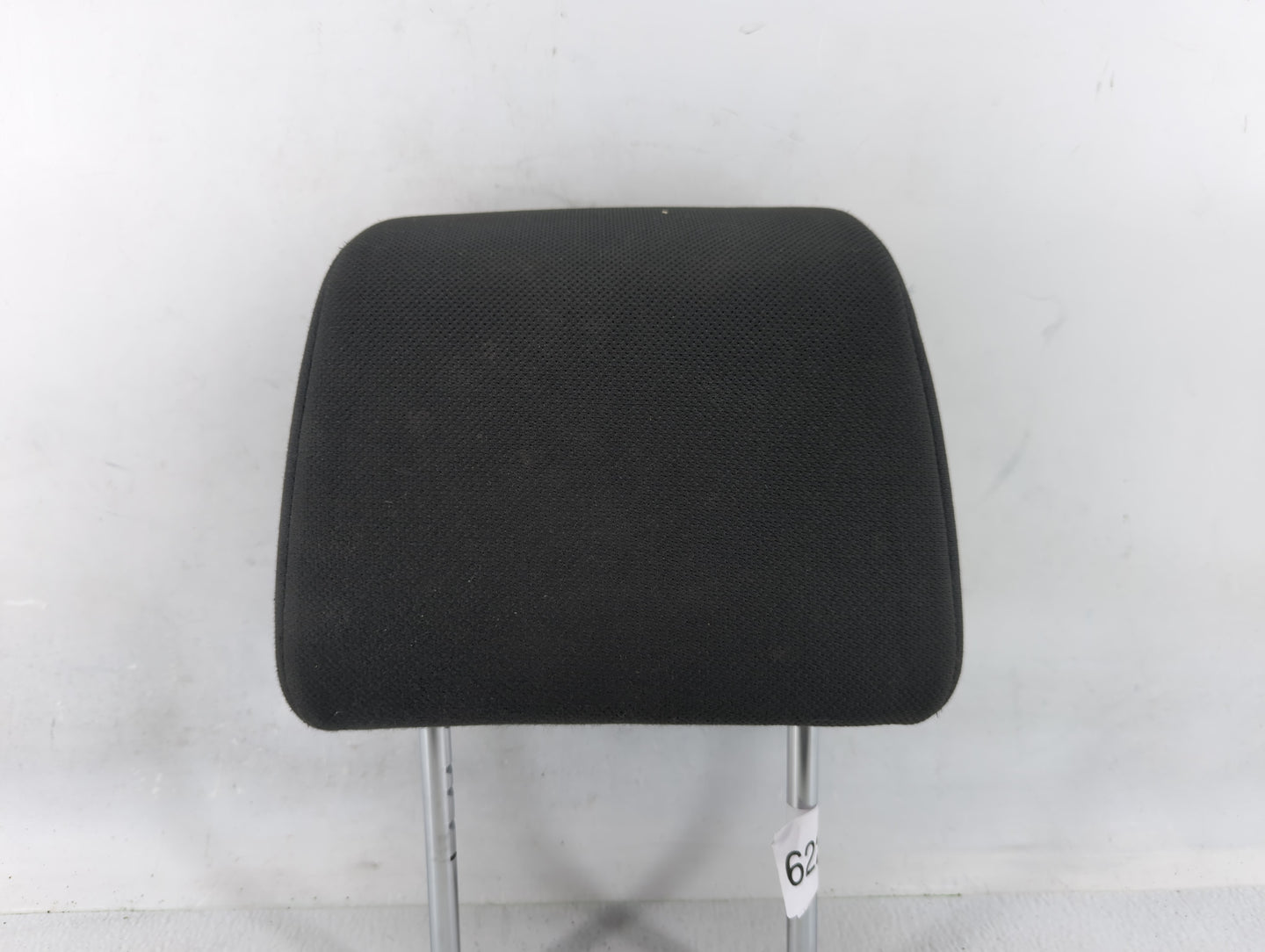 2015 Nissan Rogue Headrest Head Rest Front Driver Passenger Seat Fits OEM Used Auto Parts - Oemusedautoparts1.com
