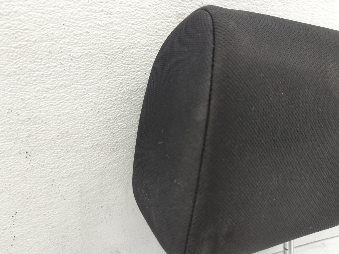 2015 Nissan Rogue Headrest Head Rest Front Driver Passenger Seat Fits OEM Used Auto Parts - Oemusedautoparts1.com