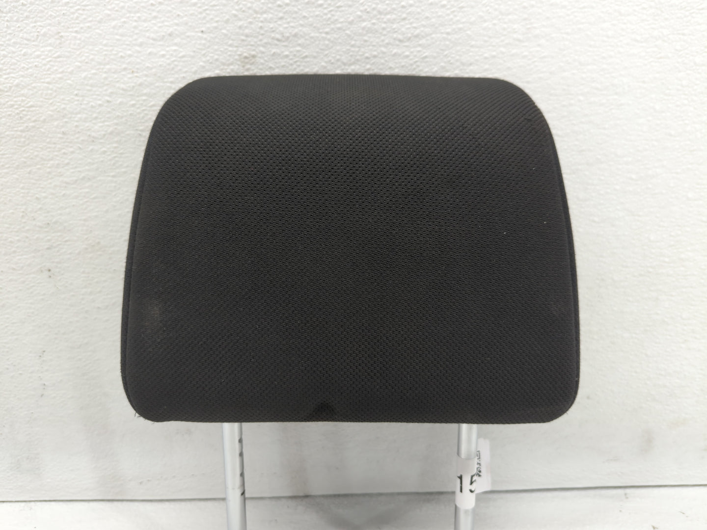 2015 Nissan Rogue Headrest Head Rest Front Driver Passenger Seat Fits OEM Used Auto Parts - Oemusedautoparts1.com