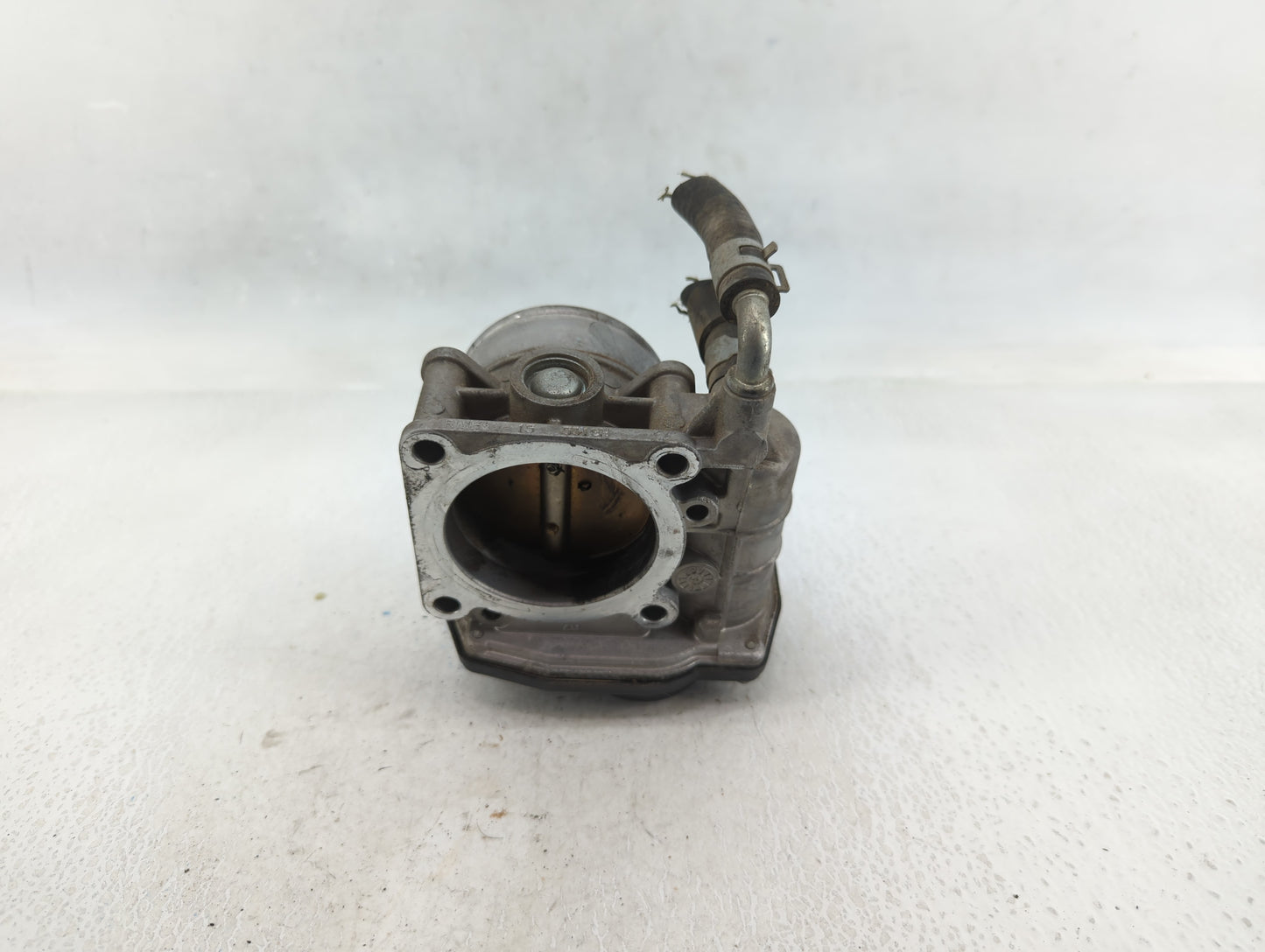 2011-2015 Nissan Rogue Throttle Body P/N:5318H RME60-15 Fits Fits 2011 2012 2013 2014 2015 OEM Used Auto Parts - Oemusedauto