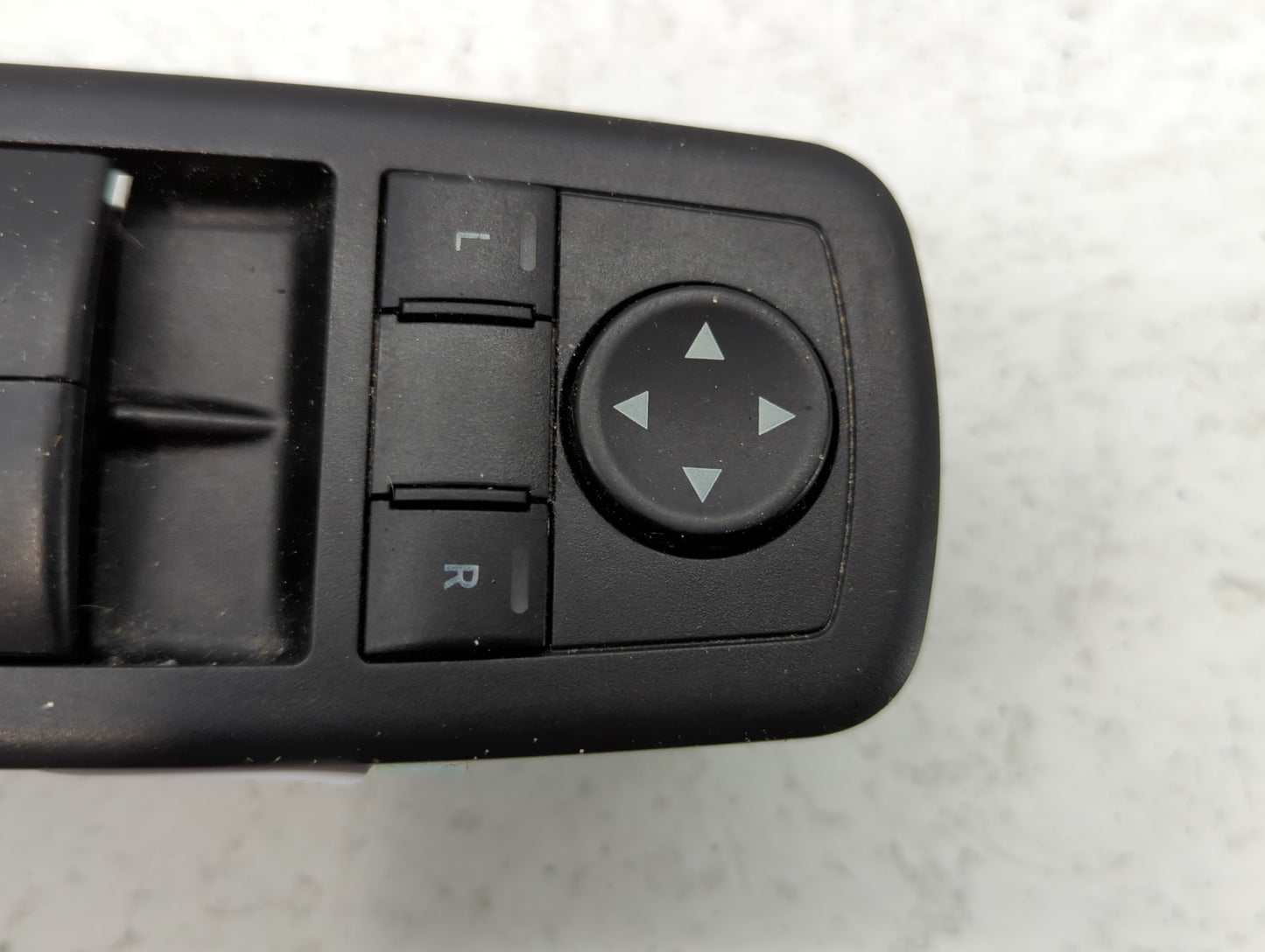 2015 Nissan Rogue Master Power Window Switch Replacement Driver Side Left P/N:68110871AA Fits OEM Used Auto Parts - Oemuseda