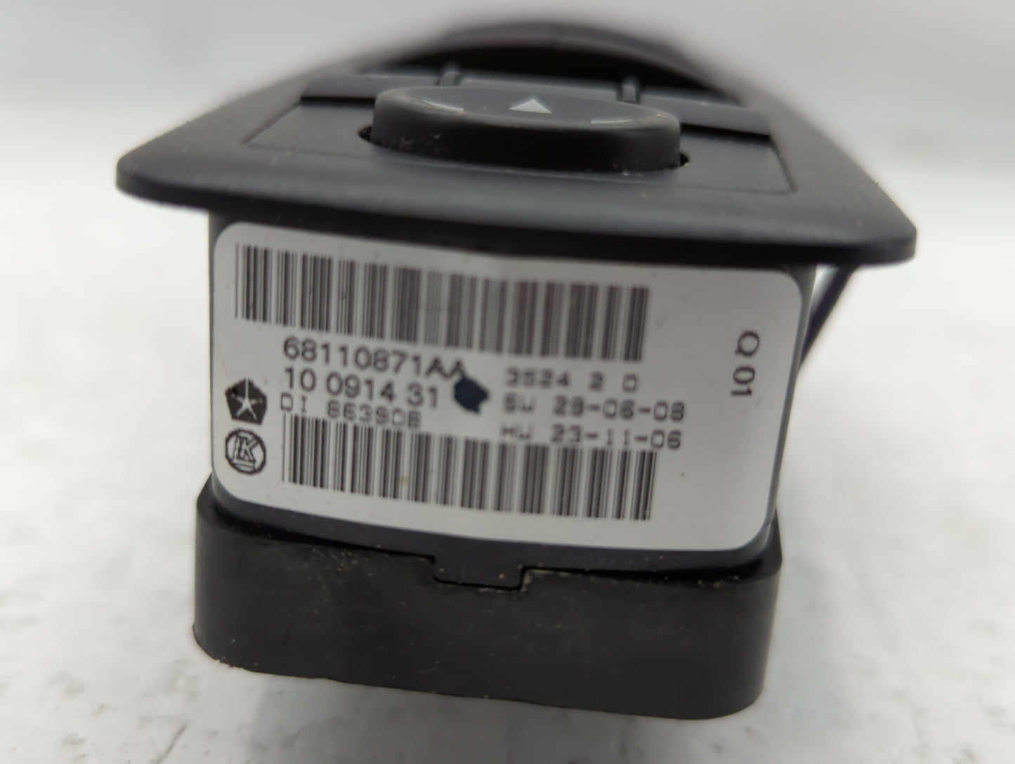 2015 Nissan Rogue Master Power Window Switch Replacement Driver Side Left P/N:68110871AA Fits OEM Used Auto Parts - Oemuseda