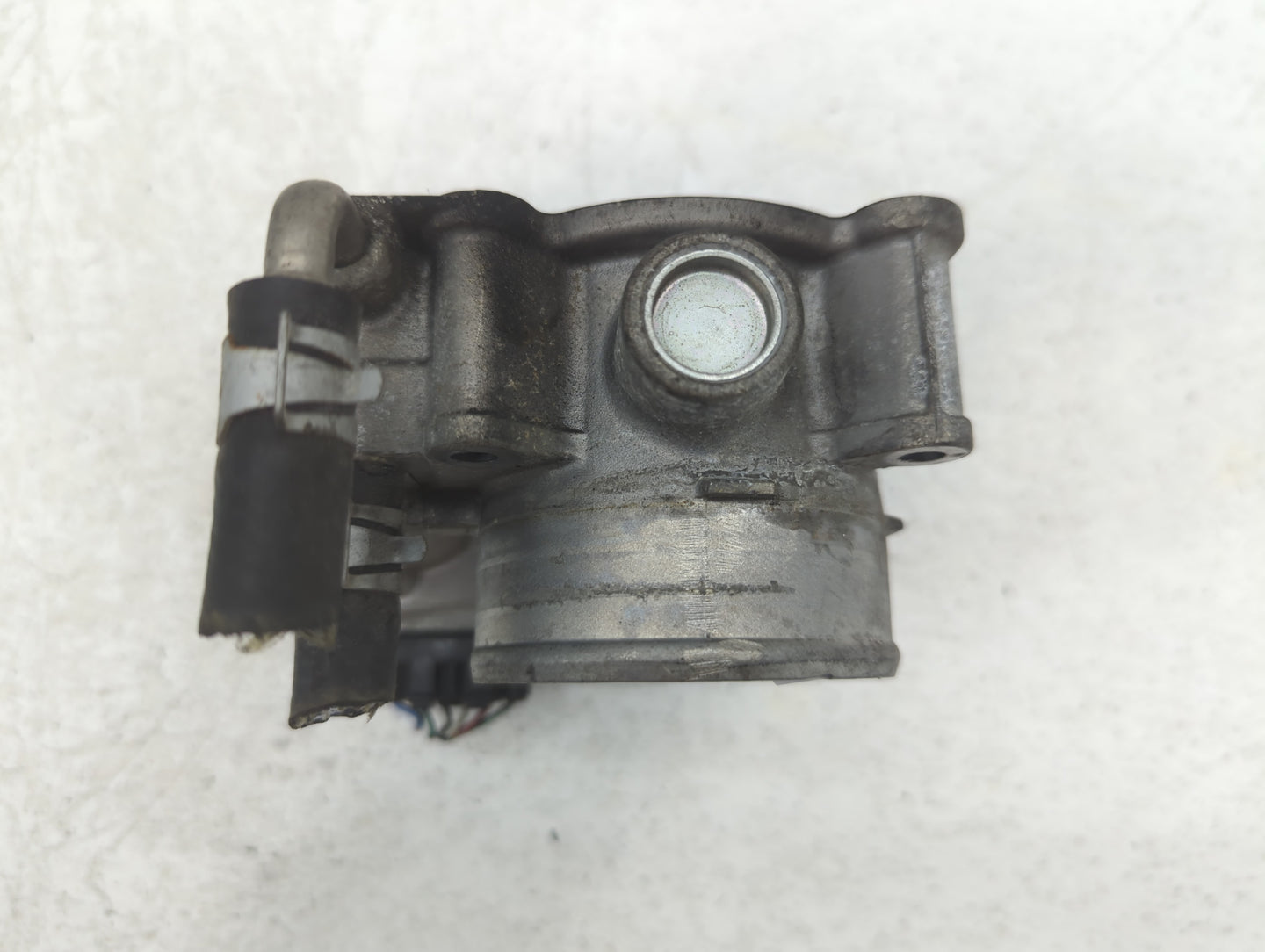 2014-2020 Nissan Rogue Throttle Body Fits Fits 2013 2014 2015 2016 2017 2018 2019 2020 OEM Used Auto Parts - Oemusedautopart