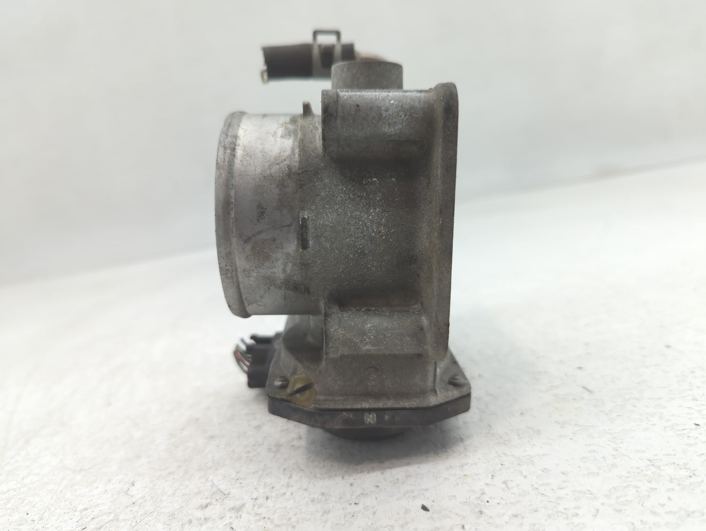2014-2020 Nissan Rogue Throttle Body Fits Fits 2013 2014 2015 2016 2017 2018 2019 2020 OEM Used Auto Parts - Oemusedautopart