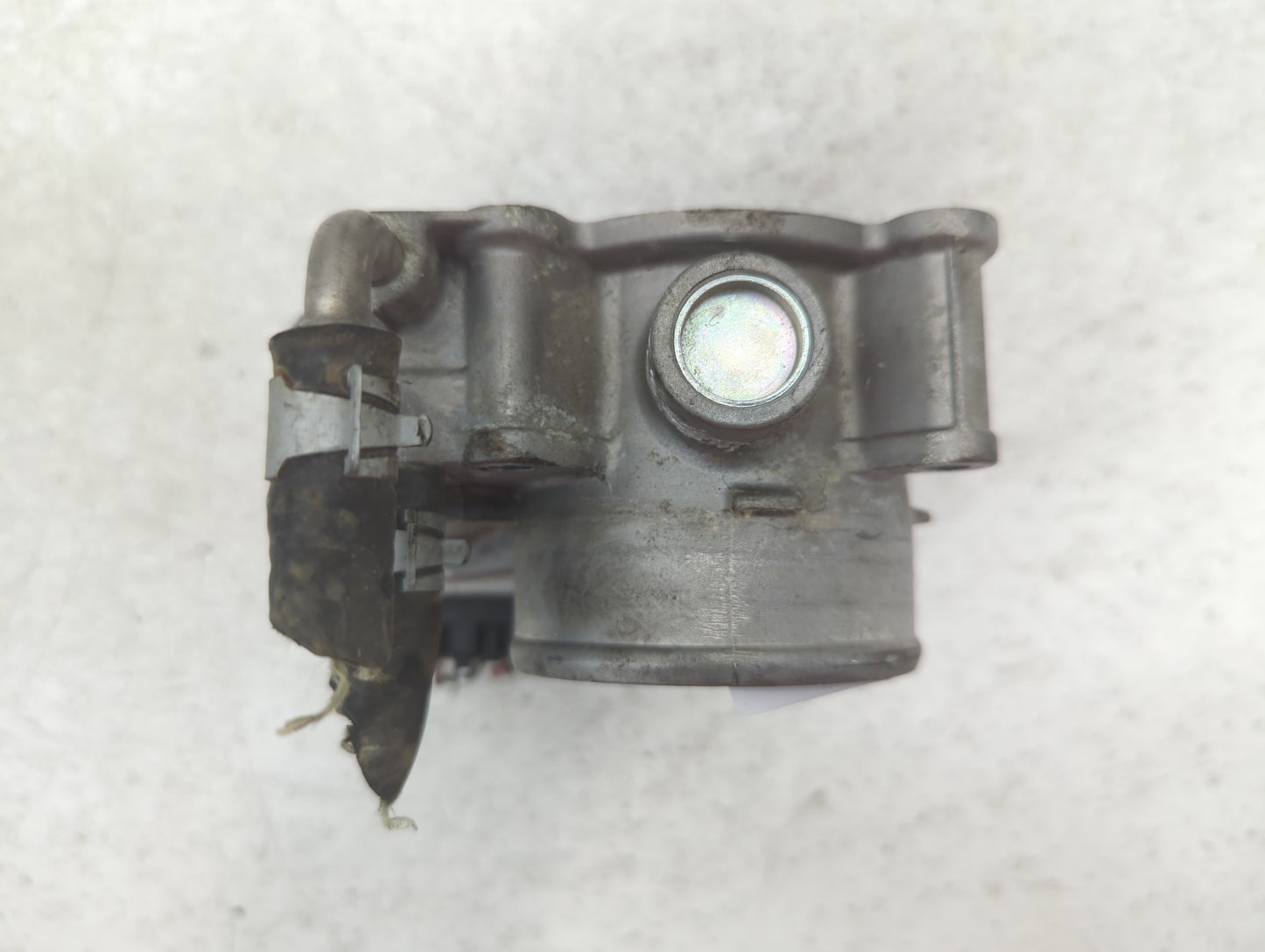 2014-2020 Nissan Rogue Throttle Body P/N:02248 3TA60-01 Fits Fits 2013 2014 2015 2016 2017 2018 2019 2020 OEM Used Auto Part