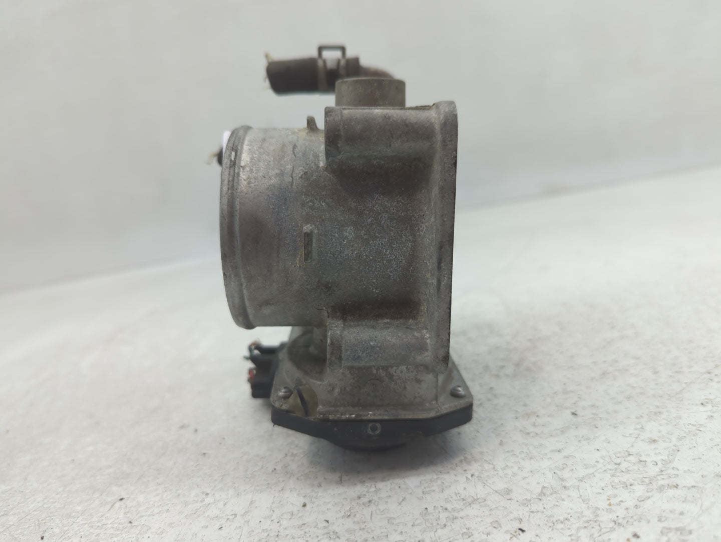 2014-2020 Nissan Rogue Throttle Body P/N:02248 3TA60-01 Fits Fits 2013 2014 2015 2016 2017 2018 2019 2020 OEM Used Auto Part