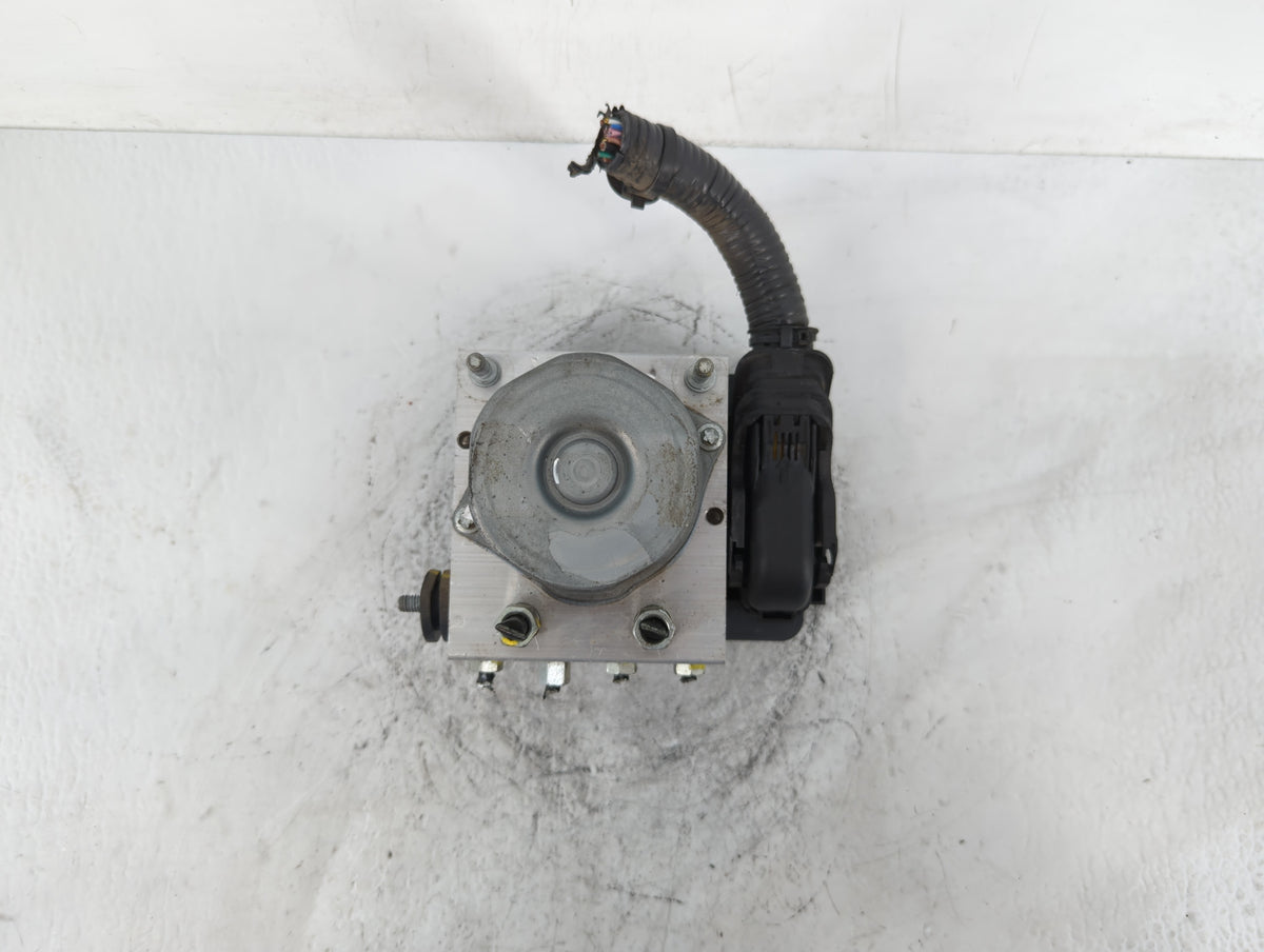 2014-2015 Nissan Rogue Anti-Lock Brake ABS Pump Module Actuator OEM P/N:47660-4BA0A Fits Fits 2014 2015 OEM Used Auto Parts 