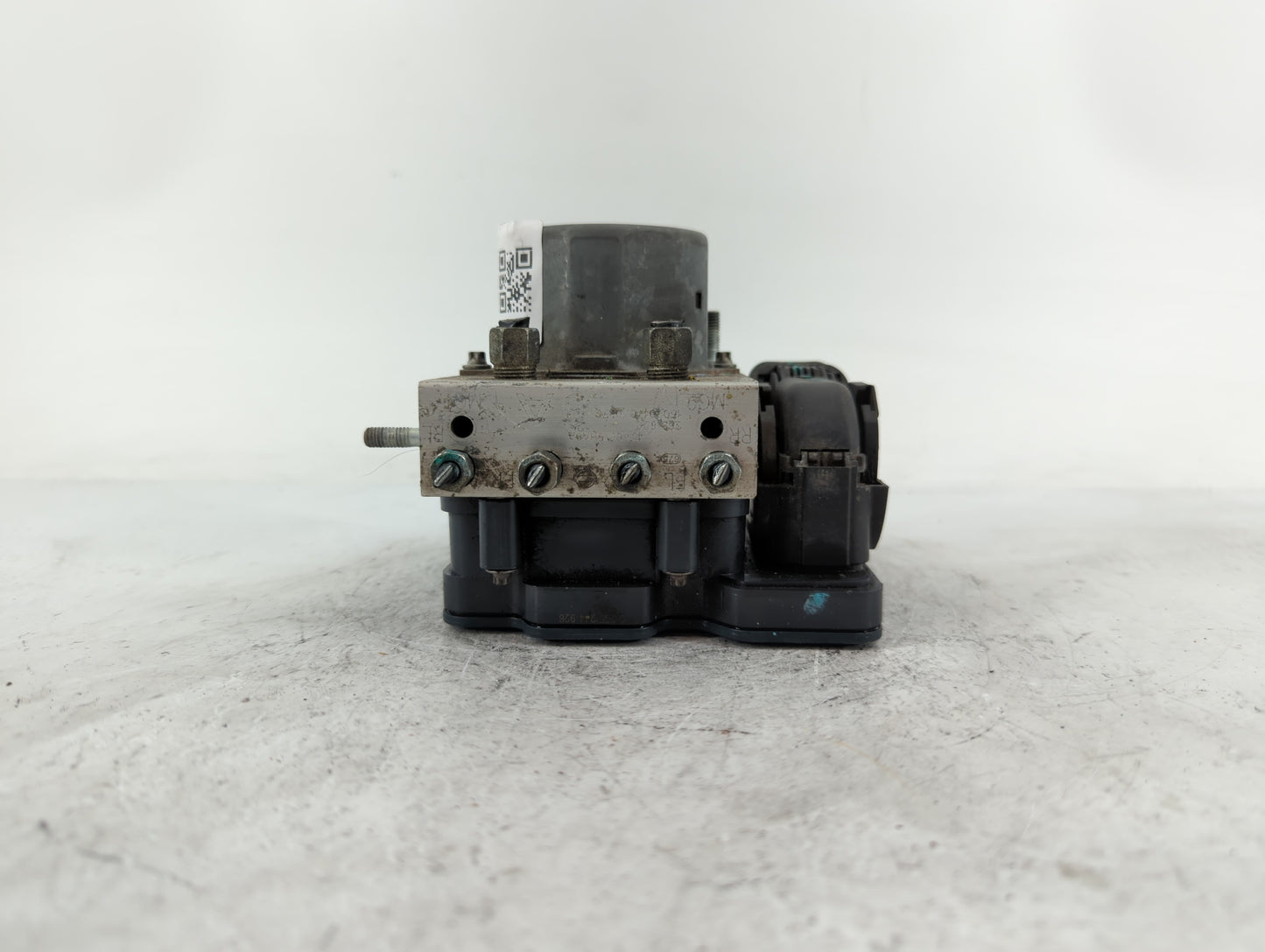 2015-2016 Nissan Rogue ABS Pump Control Module Replacement P/N:47660 5HA0A Fits Fits 2015 2016 OEM Used Auto Parts - Oemused