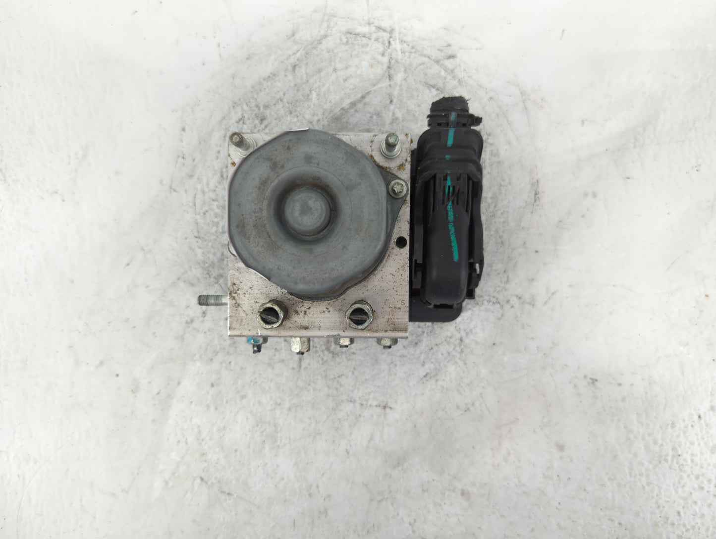 2015-2016 Nissan Rogue ABS Pump Control Module Replacement P/N:47660 5HA0A Fits Fits 2015 2016 OEM Used Auto Parts - Oemused
