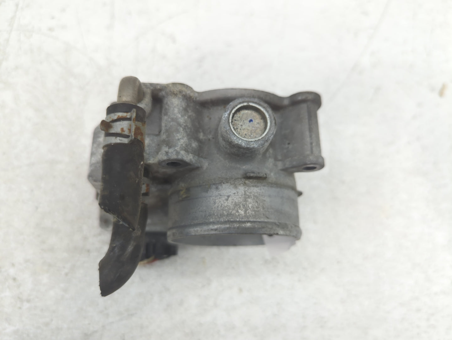 2014-2020 Nissan Rogue Throttle Body P/N:00371 3TA60-01 A Fits Fits 2013 2014 2015 2016 2017 2018 2019 2020 OEM Used Auto Pa