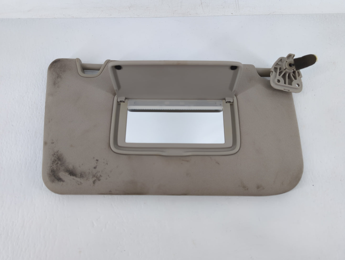 2014-2017 Nissan Rogue Sun Visor Shade Replacement Passenger Right Mirror Fits Fits 2014 2015 2016 2017 OEM Used Auto Parts 