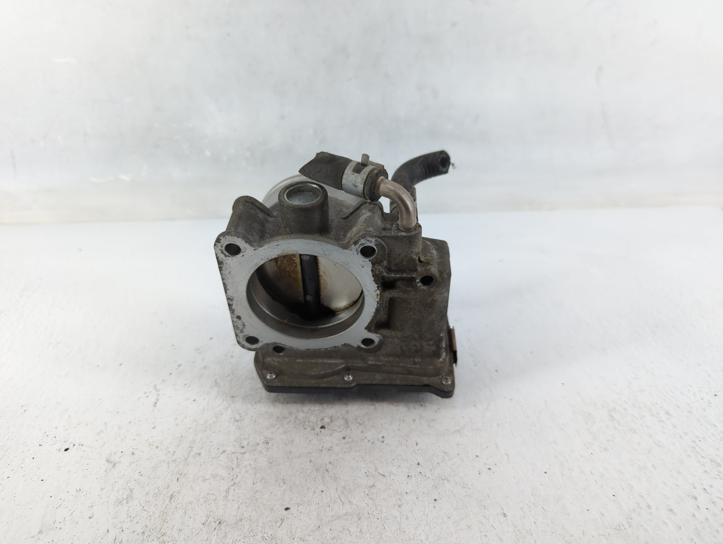 2014-2020 Nissan Rogue Throttle Body P/N:3TA60-01 A Fits Fits 2013 2014 2015 2016 2017 2018 2019 2020 OEM Used Auto Parts - 