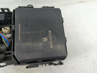 2014-2016 Nissan Rogue Fusebox Fuse Box Panel Relay Module P/N:675720638 284B7 4CE0A Fits Fits 2014 2015 2016 OEM Used Auto 