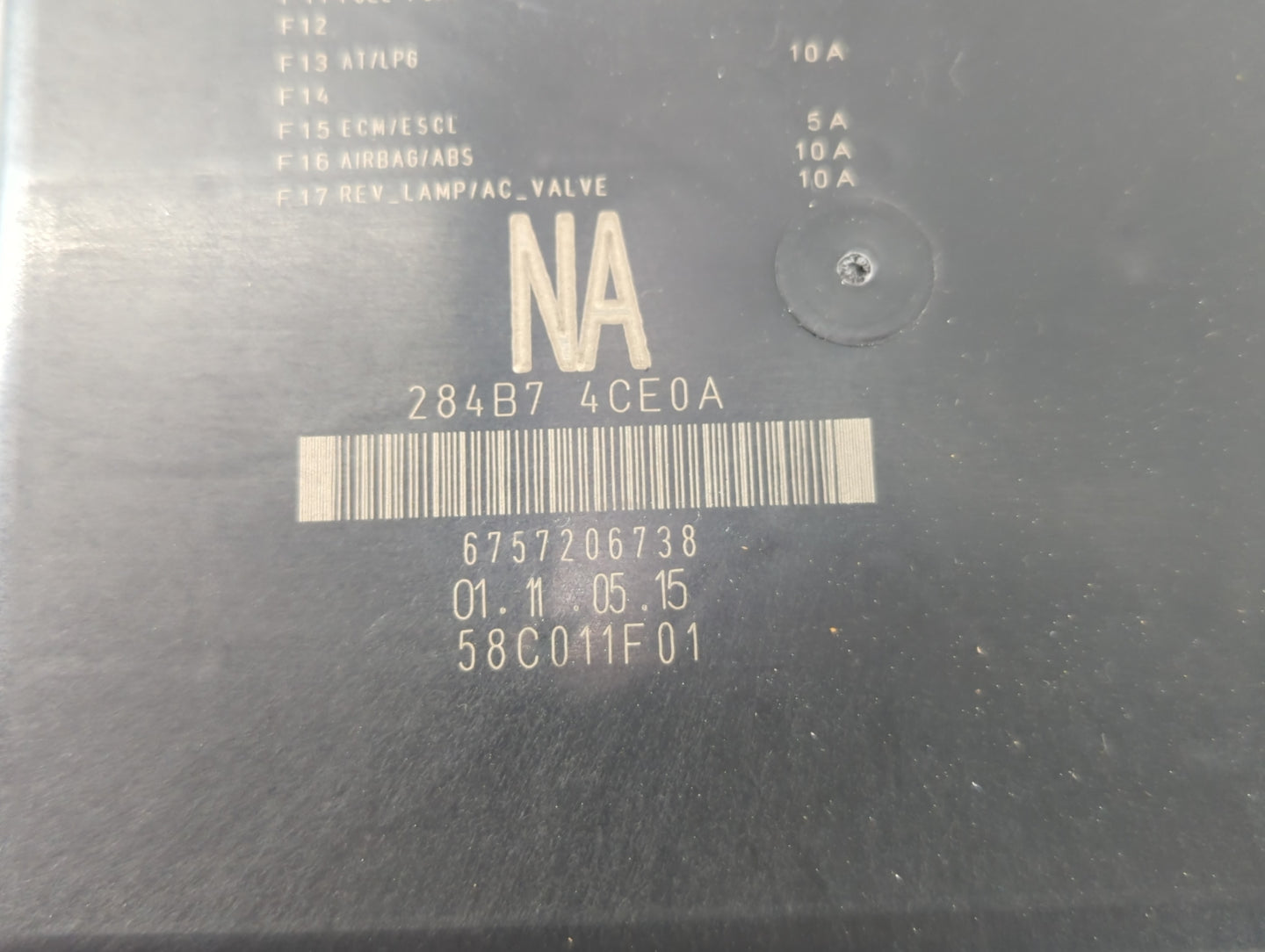 2014-2016 Nissan Rogue Fusebox Fuse Box Panel Relay Module P/N:675720638 284B7 4CE0A Fits Fits 2014 2015 2016 OEM Used Auto 