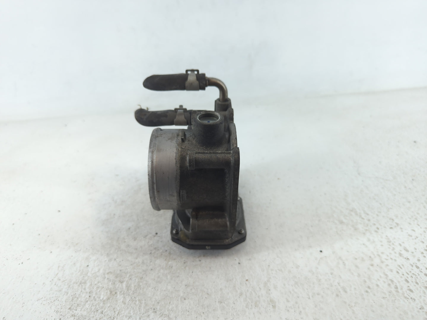 2014-2020 Nissan Rogue Throttle Body P/N:3TA60-01 A Fits Fits 2013 2014 2015 2016 2017 2018 2019 2020 OEM Used Auto Parts - 