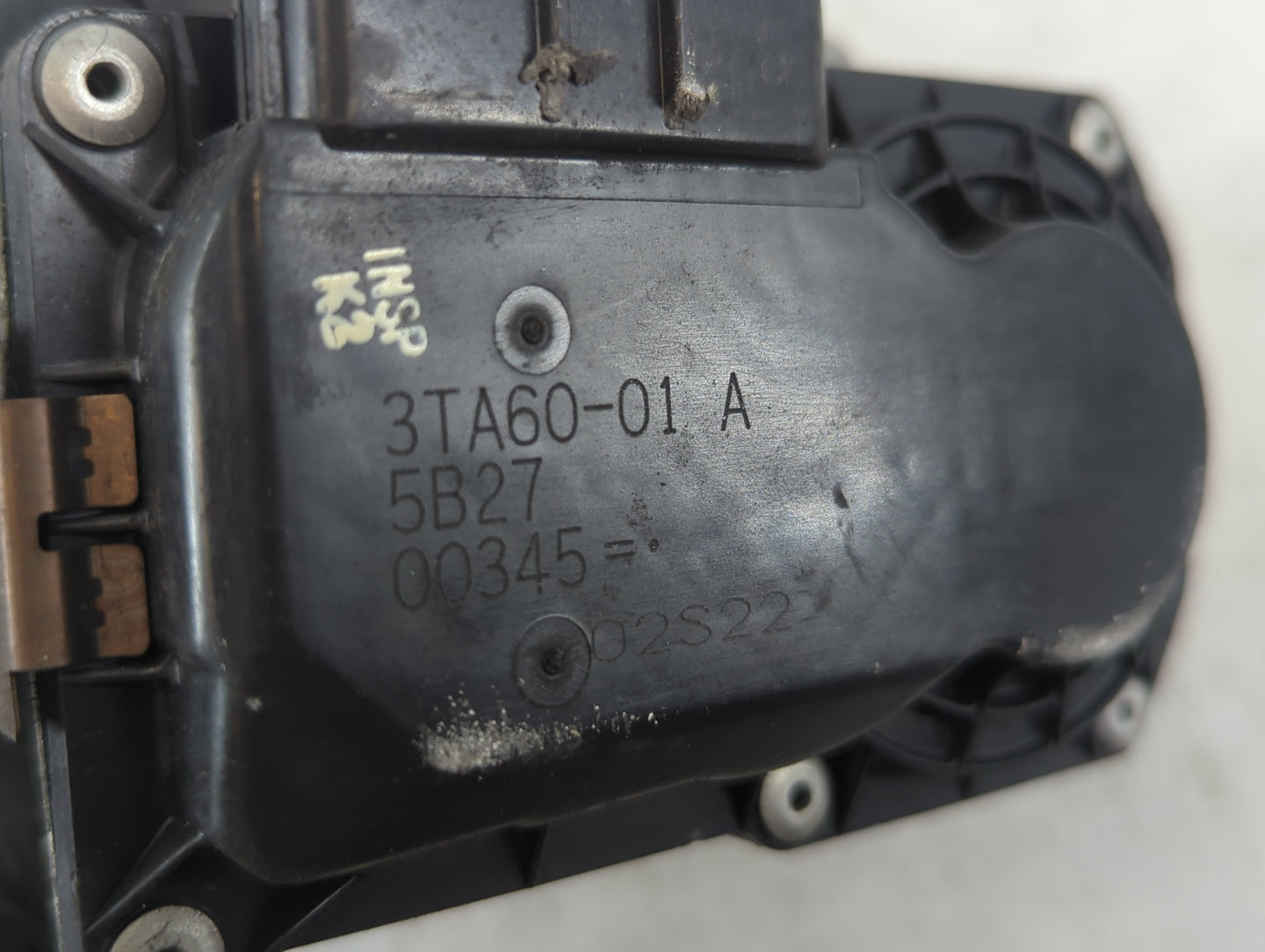 2014-2020 Nissan Rogue Throttle Body P/N:3TA60-01 A Fits Fits 2013 2014 2015 2016 2017 2018 2019 2020 OEM Used Auto Parts - 