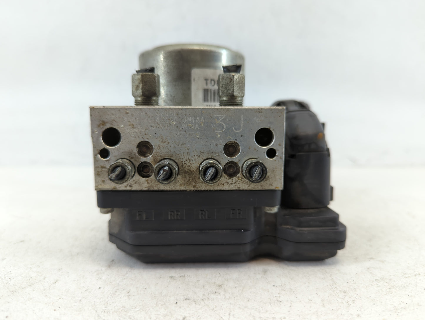 2012-2015 Nissan Rogue ABS Pump Control Module Replacement P/N:4Z05K111 Fits Fits 2012 2013 2014 2015 OEM Used Auto Parts - 