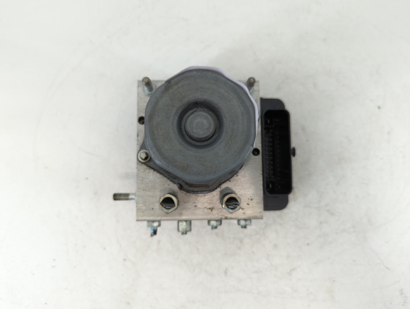 2015-2016 Nissan Rogue ABS Pump Control Module Replacement P/N:47660 5HA0A Fits Fits 2015 2016 OEM Used Auto Parts - Oemused
